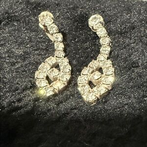 Elegant Silver Crystal Drop Earrings